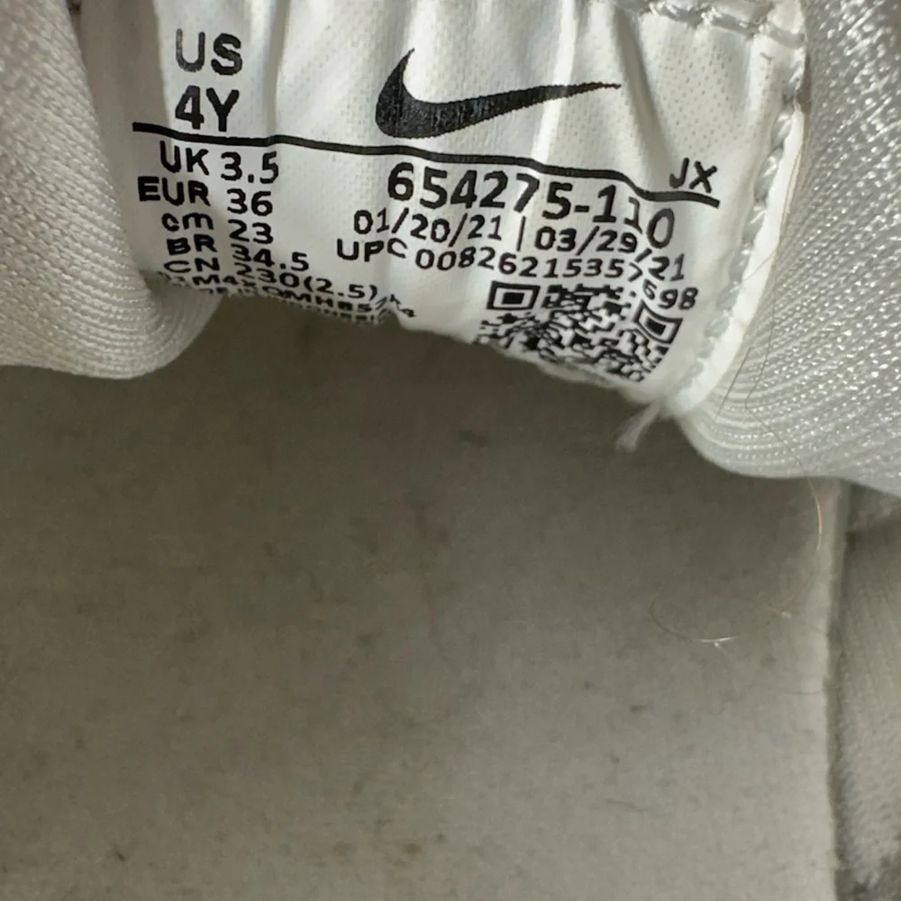 Nike Huarache Run GS Boys Whiteout White / Platinum Running Sneakers